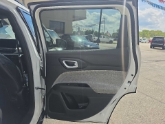 Used 2023  Jeep Compass Latitude 4x4 at City Wide Auto Credit near Toledo&comma; OH