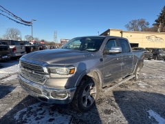 2020 Ram 1500 4WD Crew Cab Laramie at City Wide Auto Credit near Toledo, OH