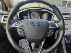 Used 2020  Ford Fusion 4d Sedan FWD SEL at City Wide Auto Credit near Toledo&comma; OH