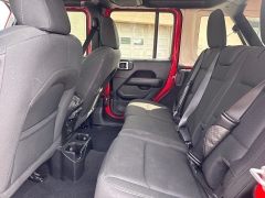 Used 2020  Jeep Wrangler Unlimited 4d SUV 4WD Sahara at City Wide Auto Credit near Toledo&comma; OH