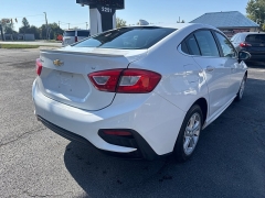 Used 2018  Chevrolet Cruze 4d Sedan LT Auto at City Wide Auto Credit near Toledo, OH