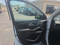 Used 2020  Chevrolet Traverse 4d SUV AWD LT Cloth w&sol;1LT at City Wide Auto Credit near Toledo&comma; OH