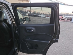 Used 2021  Jeep Compass Altitude FWD at City Wide Auto Credit near Toledo&comma; OH