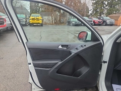 Used 2017  Volkswagen Tiguan 4d SUV Wolfsburg at City Wide Auto Credit near Toledo&comma; OH