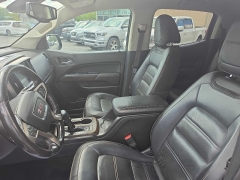 Used 2018  GMC Canyon 4WD Crew Cab Denali at City Wide Auto Credit near Toledo&comma; OH