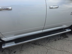 Used 2017  Ram 1500 4WD Crew Cab Big Horn at City Wide Auto Credit near Toledo&comma; OH