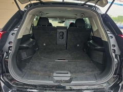 Used 2020  Nissan Rogue 4d SUV AWD SV at City Wide Auto Credit near Toledo&comma; OH