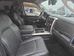 Used 2017  Ram 1500 4WD Crew Cab Laramie at City Wide Auto Credit near Toledo&comma; OH