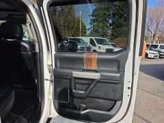 Used 2016  Ford F-150 4WD SuperCrew Lariat 6 1&sol;2 at City Wide Auto Credit near Toledo&comma; OH