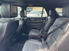 Used 2017  Ford Explorer 4d SUV 4WD Platinum at City Wide Auto Credit near Toledo&comma; OH