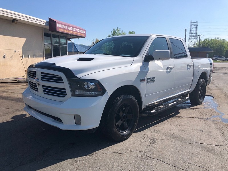 Used 2013  Ram 1500 4WD Crew Cab Sport at City Wide Auto Credit near Toledo, OH