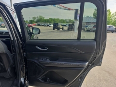Used 2023  Jeep Grand Cherokee L Laredo 4x4 at City Wide Auto Credit near Toledo&comma; OH