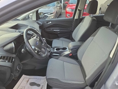 Used 2017  Ford C-MAX Hybrid 4d Hatchback SE at City Wide Auto Credit near Toledo, OH