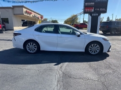 Used 2021  Toyota Camry SE Auto at City Wide Auto Credit near Toledo, OH