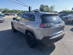 Used 2022  Jeep Cherokee X 4x4 at City Wide Auto Credit near Toledo&comma; OH