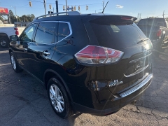 Used 2015  Nissan Rogue 4d SUV FWD SV at City Wide Auto Credit near Toledo&comma; OH