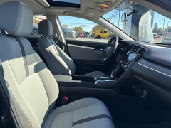 Used 2018  Honda Civic Sedan 4d EX at City Wide Auto Credit near Toledo, OH