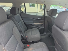Used 2022  GMC Acadia FWD 4dr SLE at City Wide Auto Credit near Toledo&comma; OH
