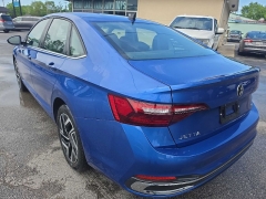 Used 2024  Volkswagen Jetta SEL Auto at City Wide Auto Credit near Toledo&comma; OH
