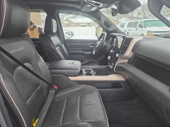 Used 2019  Ram 1500 4WD Crew Cab Laramie at City Wide Auto Credit near Toledo&comma; OH