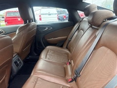 Used 2016  Chrysler 200 4d Sedan C V6 at City Wide Auto Credit near Toledo&comma; OH