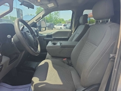 Used 2017  Ford Super Duty F-250 4WD Crew Cab XLT Longbed at City Wide Auto Credit near Toledo&comma; OH