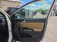 Used 2020  Kia Sportage 4d SUV AWD SX at City Wide Auto Credit near Toledo&comma; OH