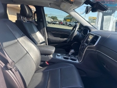 Used 2017  Jeep Grand Cherokee 4d SUV 4WD Summit at City Wide Auto Credit near Toledo, OH