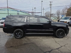 Used 2020  GMC Yukon XL 4d SUV 4WD Denali at City Wide Auto Credit near Toledo&comma; OH