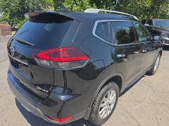 Used 2020  Nissan Rogue 4d SUV AWD SV at City Wide Auto Credit near Toledo&comma; OH