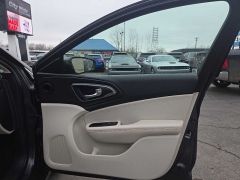 Used 2015  Chrysler 200 4d Sedan Limited I4 at City Wide Auto Credit near Toledo&comma; OH