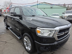 Used 2020  Ram 1500 4WD Crew Cab Big Horn Longbed at City Wide Auto Credit near Toledo&comma; OH