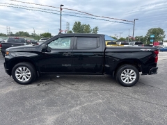 Used 2020  Chevrolet Silverado 1500 4WD Crew Cab Custom at City Wide Auto Credit near Toledo&comma; OH