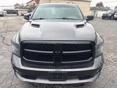 Used 2019  Ram 1500 Classic 4WD Crew Cab Express at City Wide Auto Credit near Toledo&comma; OH