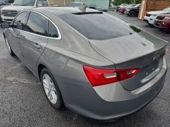 Used 2018  Chevrolet Malibu 4d Sedan LT at City Wide Auto Credit near Toledo&comma; OH