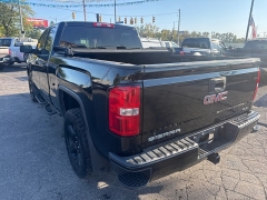 Used 2018  GMC Sierra 1500 4WD Double Cab SLE at City Wide Auto Credit near Toledo&comma; OH