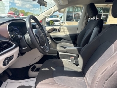 Used 2022  Chrysler Voyager LX FWD at City Wide Auto Credit near Toledo, OH