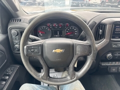 Used 2020  Chevrolet Silverado 1500 4WD Crew Cab Custom at City Wide Auto Credit near Toledo&comma; OH
