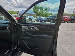 Used 2021  Chevrolet Traverse AWD 4dr LS w/1FL at City Wide Auto Credit near Toledo, OH