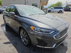 Used 2020  Ford Fusion 4d Sedan FWD SEL at City Wide Auto Credit near Toledo&comma; OH