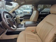 Used 2019  Ford F-150 4WD SuperCrew Lariat 5 1&sol;2 at City Wide Auto Credit near Toledo&comma; OH