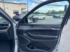 Used 2021  Jeep Grand Cherokee L Limited 4x4 at City Wide Auto Credit near Toledo&comma; OH