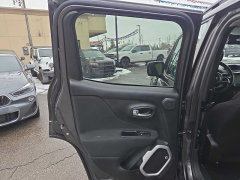 Used 2018  Jeep Renegade 4d SUV FWD Latitude at City Wide Auto Credit near Toledo&comma; OH