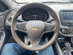Used 2017  Chevrolet Malibu 4d Sedan LT at City Wide Auto Credit near Toledo&comma; OH