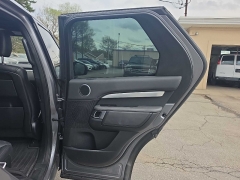 Used 2020  Land Rover Discovery 4d SUV Landmark Edition at City Wide Auto Credit near Toledo&comma; OH