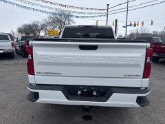 Used 2020  Chevrolet Silverado 1500 4WD Crew Cab Custom at City Wide Auto Credit near Toledo&comma; OH