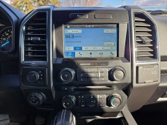 Used 2017  Ford F-150 4WD SuperCrew XLT 6 1&sol;2 at City Wide Auto Credit near Toledo&comma; OH