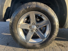 Used 2010  Dodge Ram 1500 4WD Crew Cab ST at City Wide Auto Credit near Toledo, OH