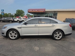 Used 2017  Ford Taurus 4d Sedan FWD SE V6 at City Wide Auto Credit near Toledo&comma; OH