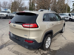 Used 2014  Jeep Cherokee 4d SUV FWD Latitude at City Wide Auto Credit near Toledo&comma; OH